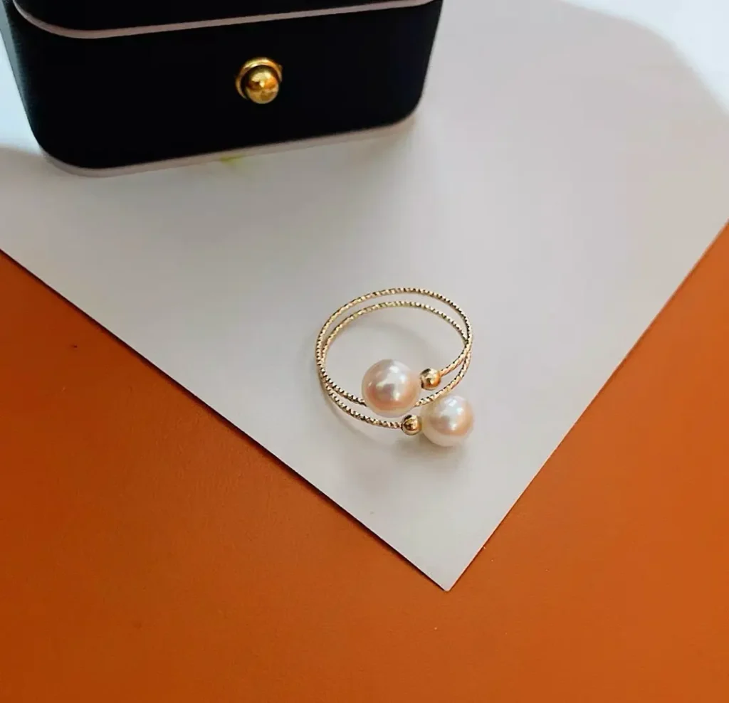 Anello di perle d'acqua dolce rotonde bianche di qualità AAAA da 6-7mm, oro 18K