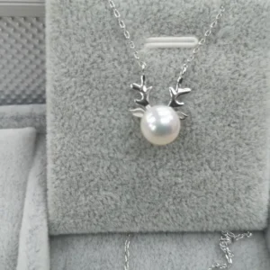 AAAA Quality 10mm white round freshwater pearl pendant, 925 Silver