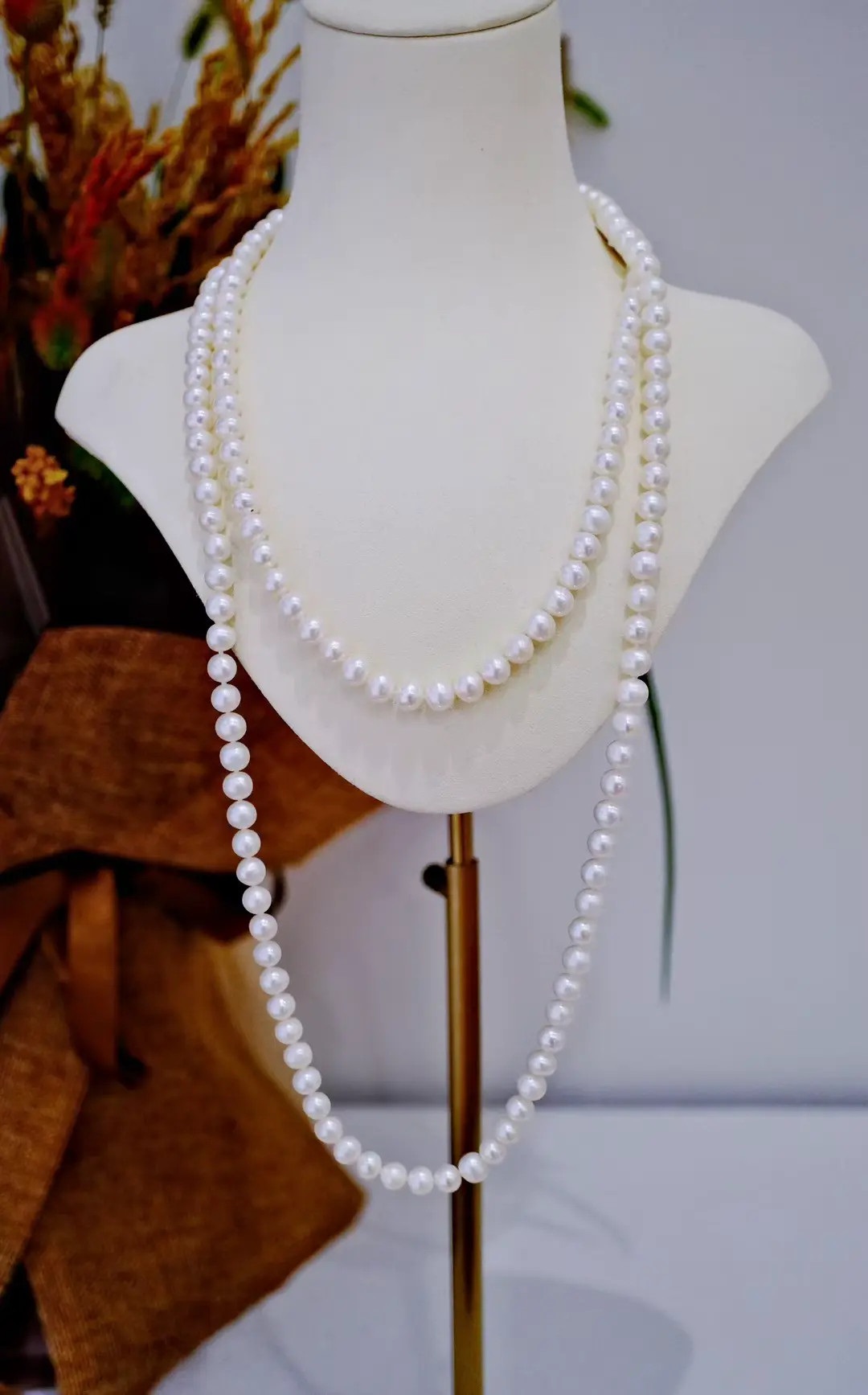 What Does Having a Pearl Necklace Mean? A Jeweller's Guide