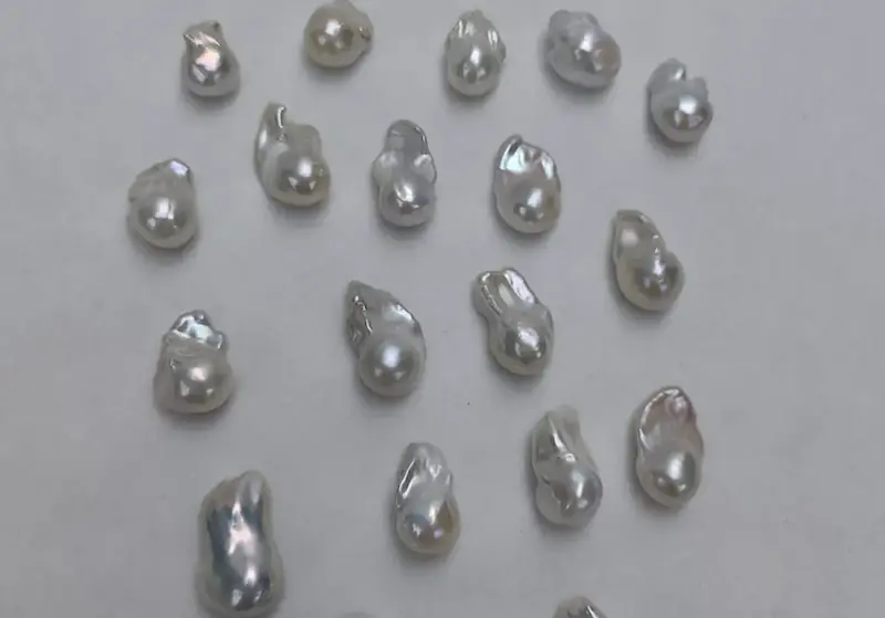 Different Types of Pearls: 7 Stunning Varieties for Jewelry 6 Different Types of Pearls: 7 Stunning Varieties for Jewelry