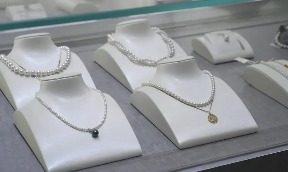 Trovare il Fornitore di Perle Giusto: Domande da Porre Prima di Acquistare Perle all'Ingrosso Trovare il Fornitore di Perle Giusto: Domande da Porre Prima di Acquistare Perle all'Ingrosso