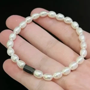 Bracciale di perle d'acqua dolce bianche da 5-6mm | Fornitore di perle in Italia