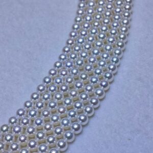 Filo di perle AK di acqua dolce bianche rotonde da 5-5,5mm | Commercio all'ingrosso di perle in Italia - Produttore di perle in Italia